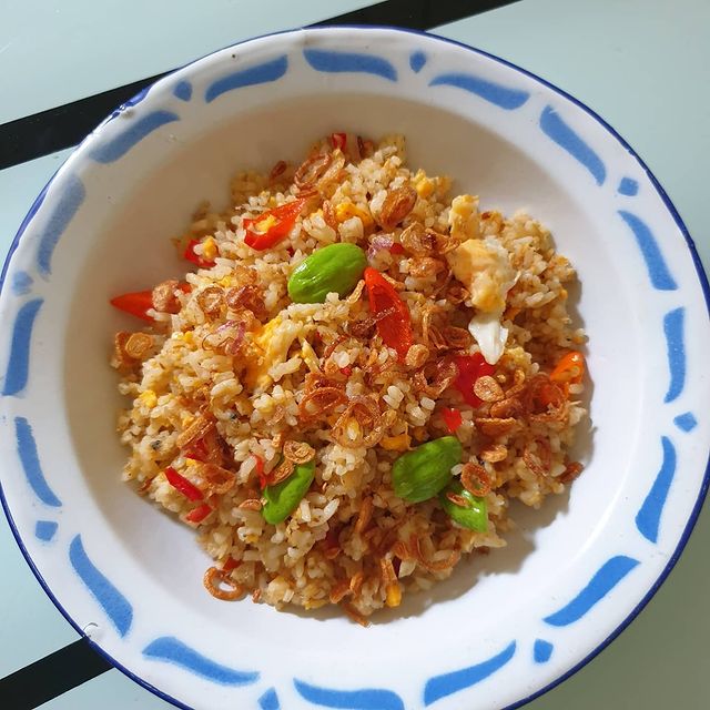 11 Resep kreasi nasi goreng teri, gurih dan bikin nagih