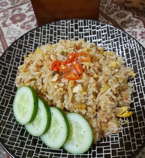 11 Resep kreasi nasi goreng teri, gurih dan bikin nagih