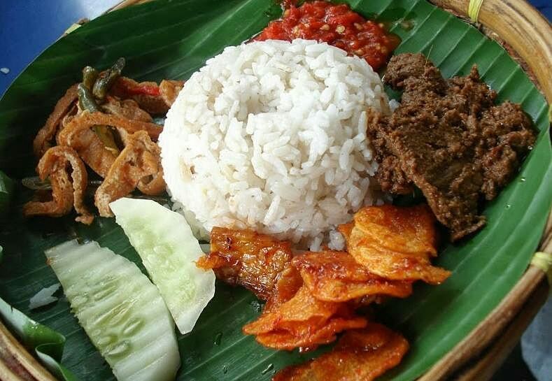 7 Kuliner Indonesia berbahan nasi ini punya nama unik abis