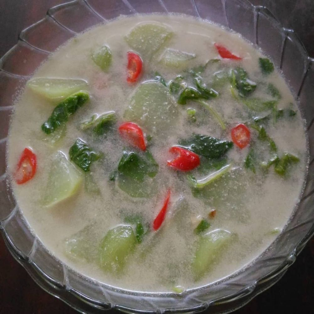 9 Resep kreasi sayur bayam kuah santan, enak, sederhana, dan gurih