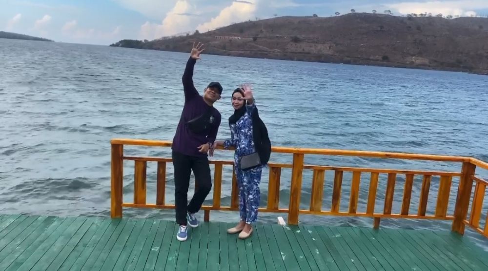 Momen 5 pedangdut saat babymoon, Lesty Kejora boyong keluarga dan fans