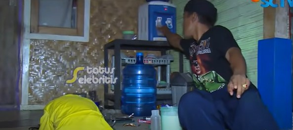 Teddy suami Lina Jubaedah kini tinggal di gubuk, ini 7 penampakannya