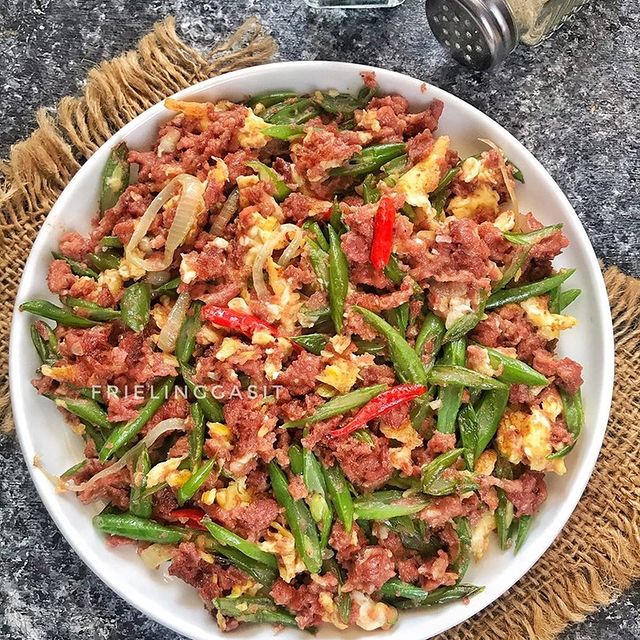 11 Resep menu sarapan berbahan kornet, praktis dan mengenyangkan