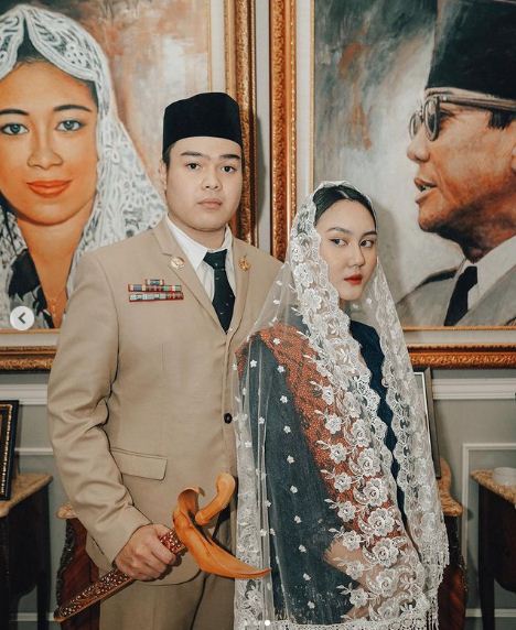 Aksi Jeje Soekarno tiru gaya Presiden Soekarno, hasilnya tuai pujian