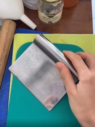 7 Alat dapur Sarah Diorita istri Eross Candra, bikin masak kian mudah