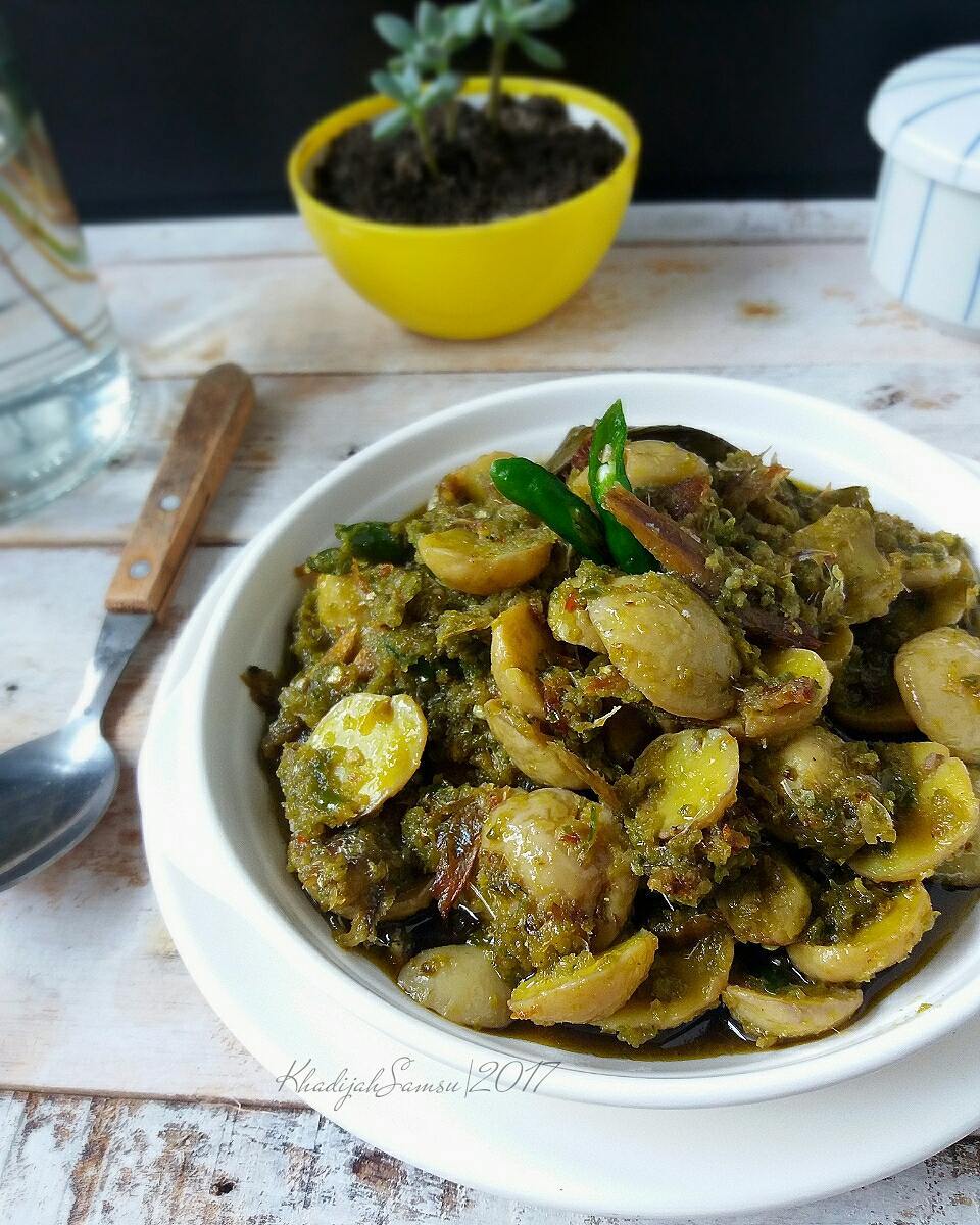 11 Resep kreasi jengkol cabai hijau, lezat, antibau, dan bikin nagih