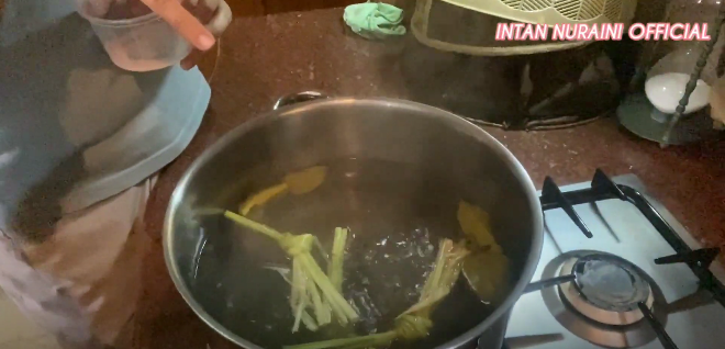 5 Cara masak lobster ala Intan Nuraini, bikin gurih dan empuk