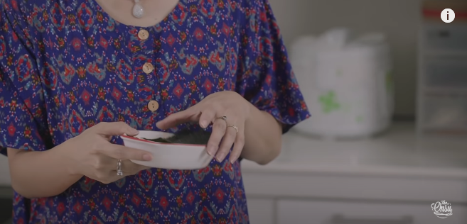 5 Trik Sarwendah plating makanan untuk anak, lucu dibentuk kartun