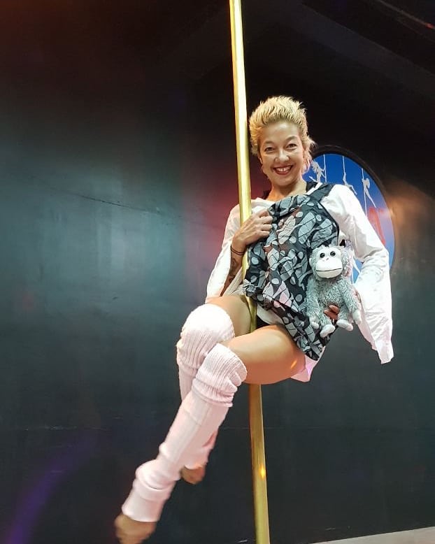 Bugar di usia 56 tahun, ini tips hidup sehat ala Vicky Burki