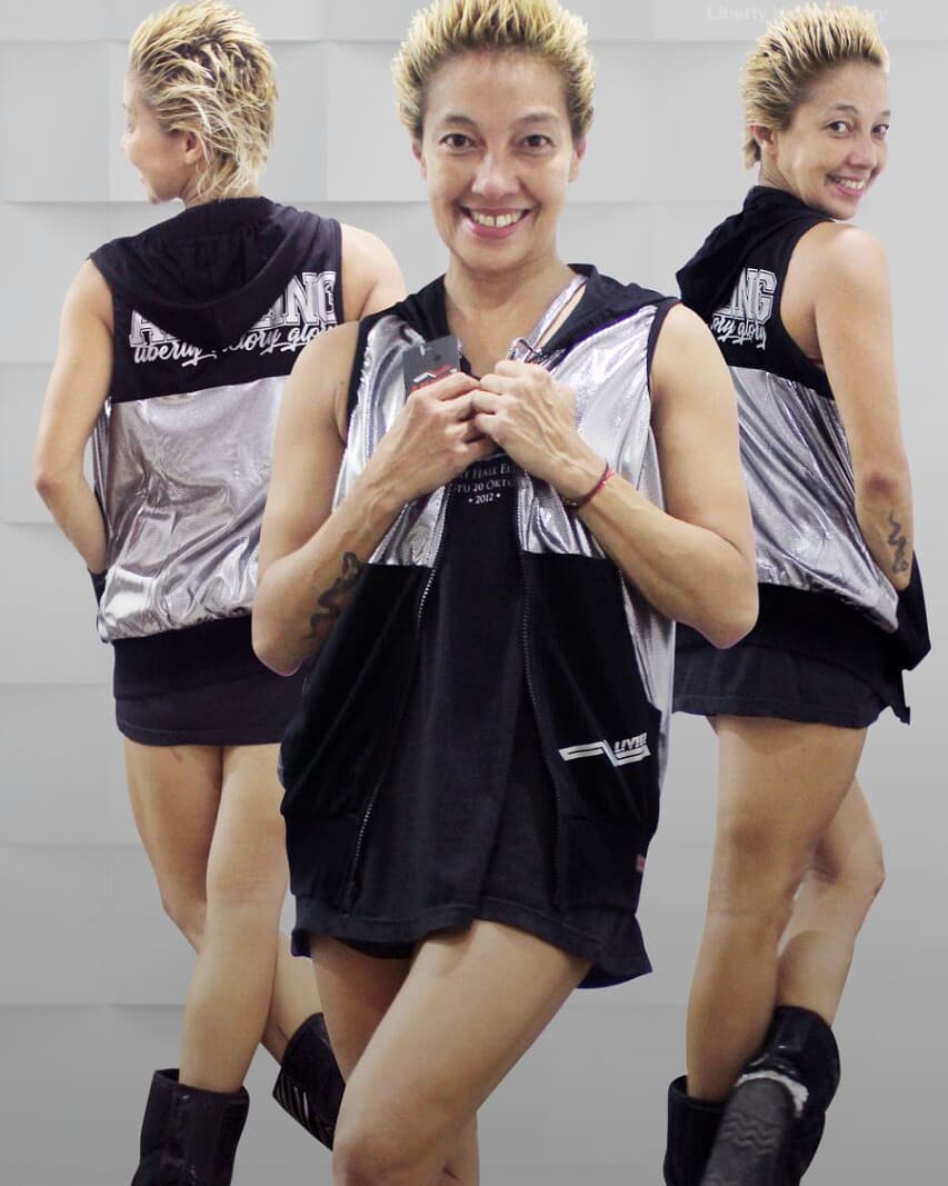 Bugar di usia 56 tahun, ini tips hidup sehat ala Vicky Burki