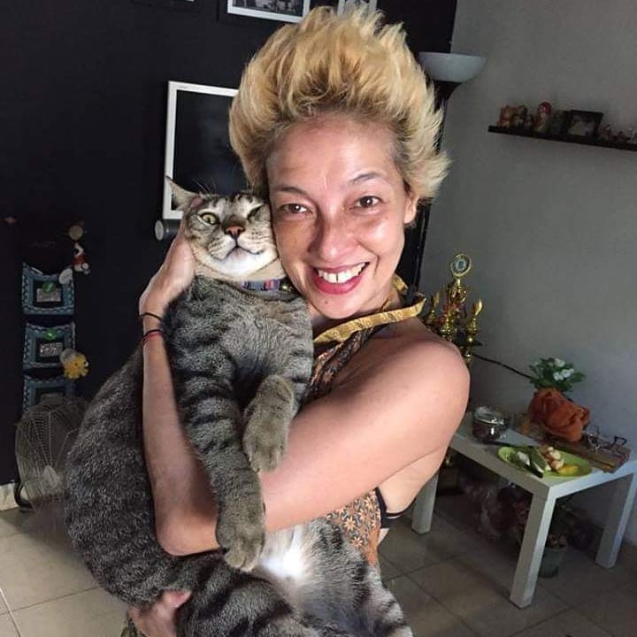 Bugar di usia 56 tahun, ini tips hidup sehat ala Vicky Burki