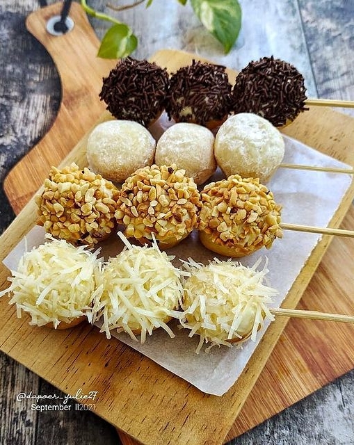 15 Cara membuat donat manual tanpa mixer, empuk, dan antigagal