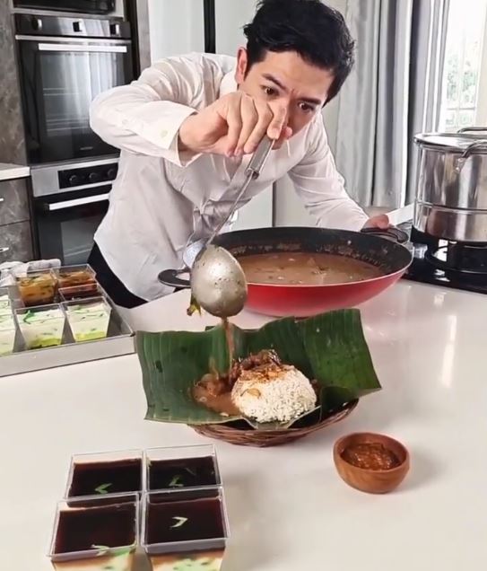 Nggak cuma jago bikin kue, ini 7 masakan rumahan ala Nicky Tirta