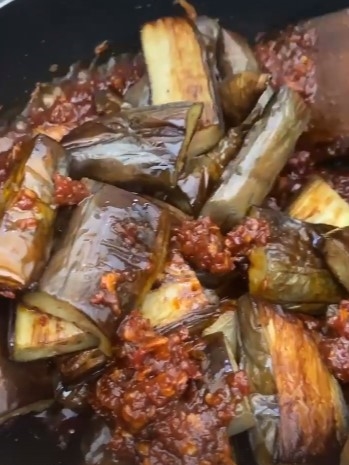 Hobi masak, ini 7 inspirasi masakan rumahan ala istri Ifan Seventeen