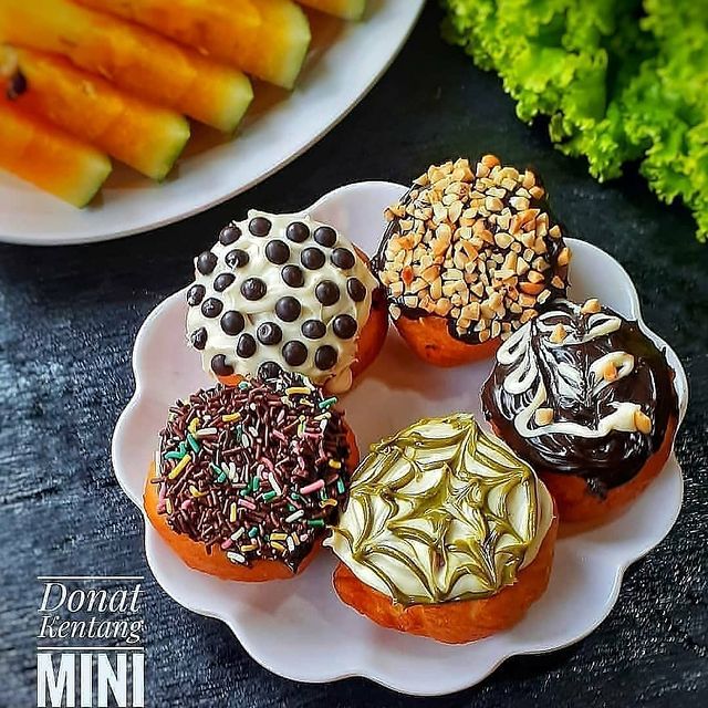 21 Cara membuat donat berbagai rasa, empuk, lembut, dan enak