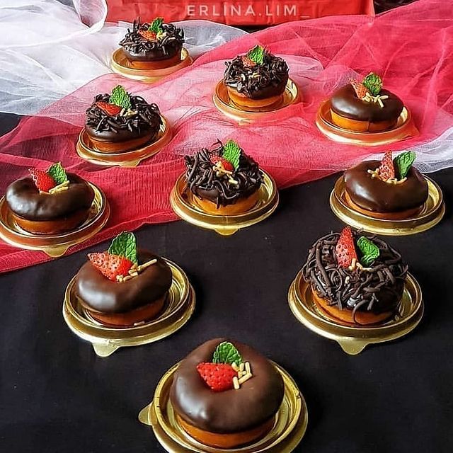 21 Cara membuat donat berbagai rasa, empuk, lembut, dan enak