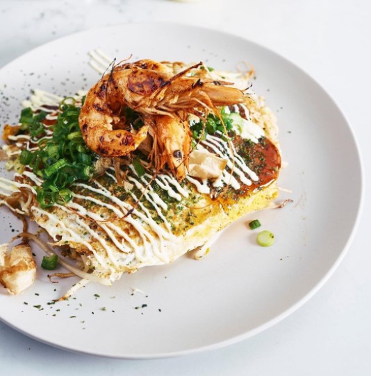 Biasa jadi camilan, ini 9 hidangan 'bakwan' khas berbagai negara