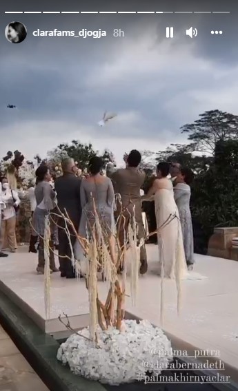 9 Momen pernikahan Clara Bernadeth, meriah dan penuh kebahagiaan