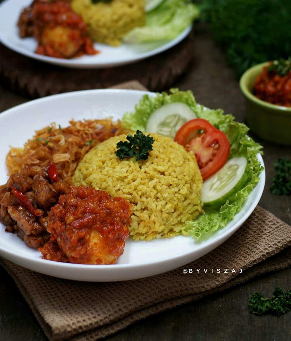 11 Cara membuat nasi kuning ini nggak pakai ribet