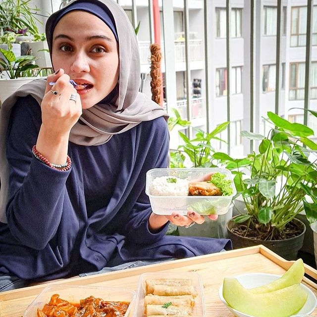 7 Menu makanan sehat Zee Zee Shahab, enak dan rendah kalori