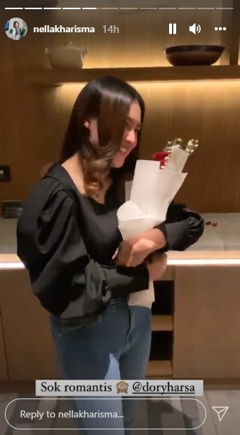 9 Momen ultah Nella Kharisma ke-27, Dory Harsa siapkan dinner romantis
