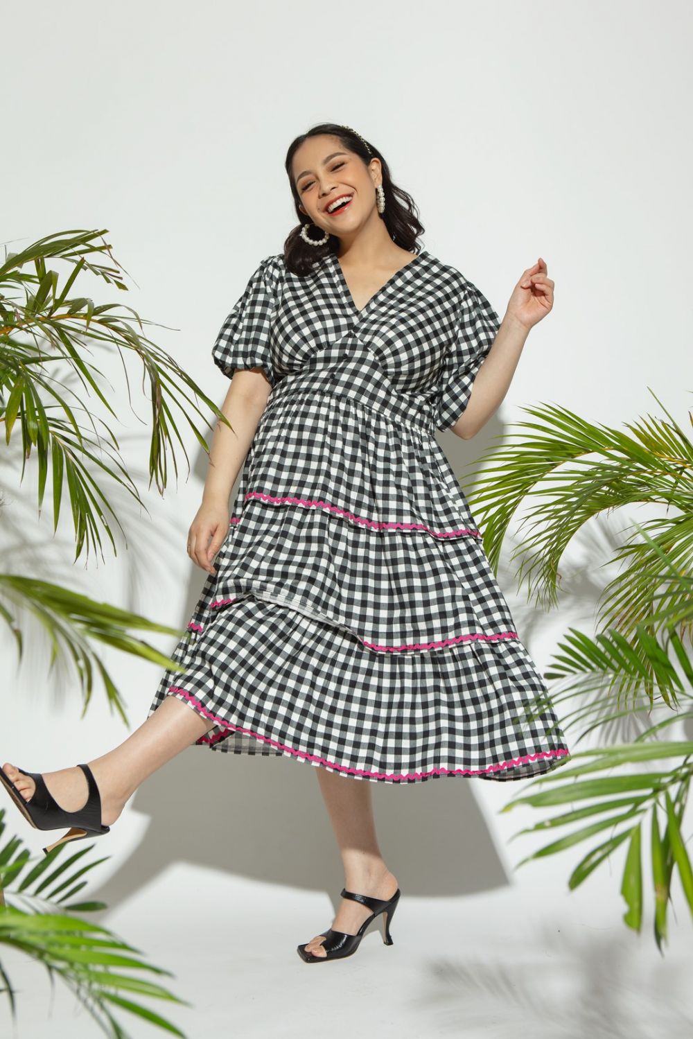 Tiru gaya outfit COTTONINK X Nagita untuk tampil simpel tapi elegan