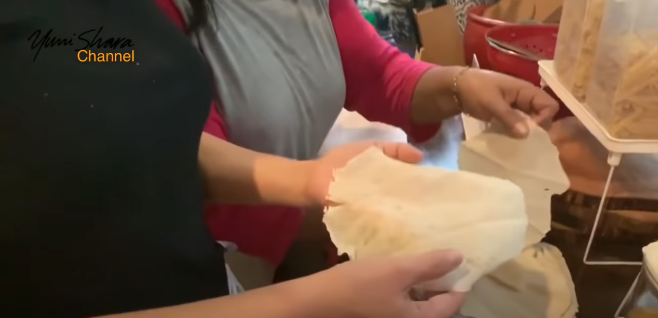 Kulit nggak mudah sobek, ini 5 cara membuat martabak ala Yuni Shara