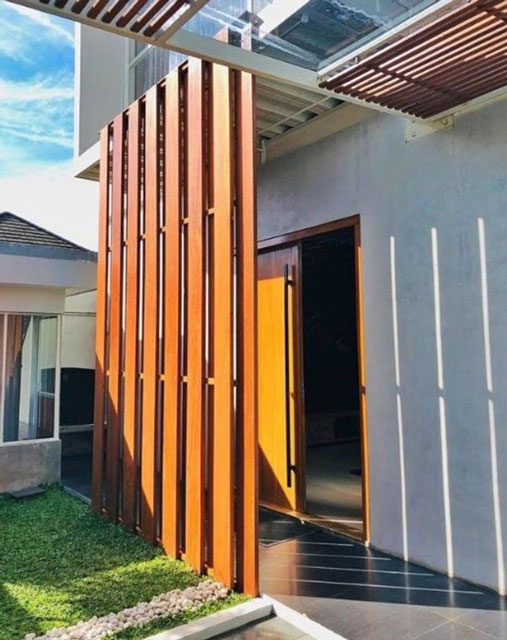 Potret rumah 9 seleb di Jogja, milik Soimah bernuansa etnik