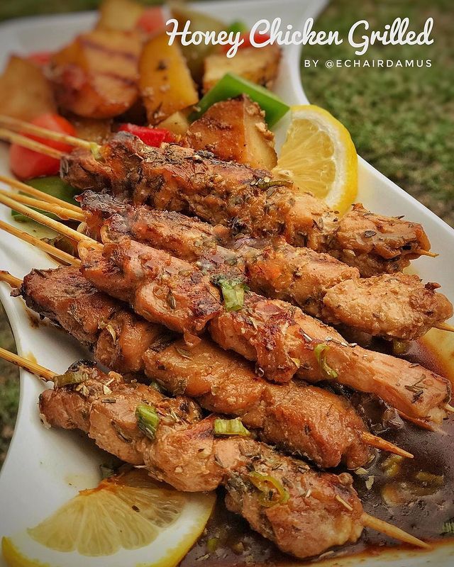 11 Cara membuat sate ayam berbagai bumbu, cocok jadi menu hajatan
