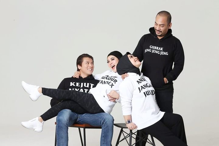 Double date, ini momen keakraban 9 kakak beradik seleb bareng pasangan