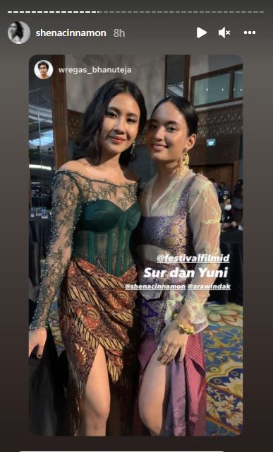 Gaya 9 aktris di FFI 2021, Prilly Latuconsina anggun pakai kebaya Bali