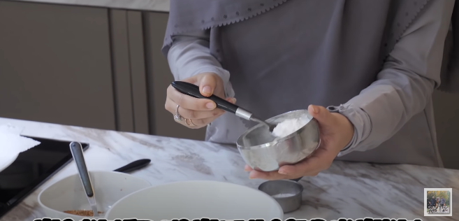 5 Trik Shireen Sungkar bikin ayam krispi ala restoran cepat saji