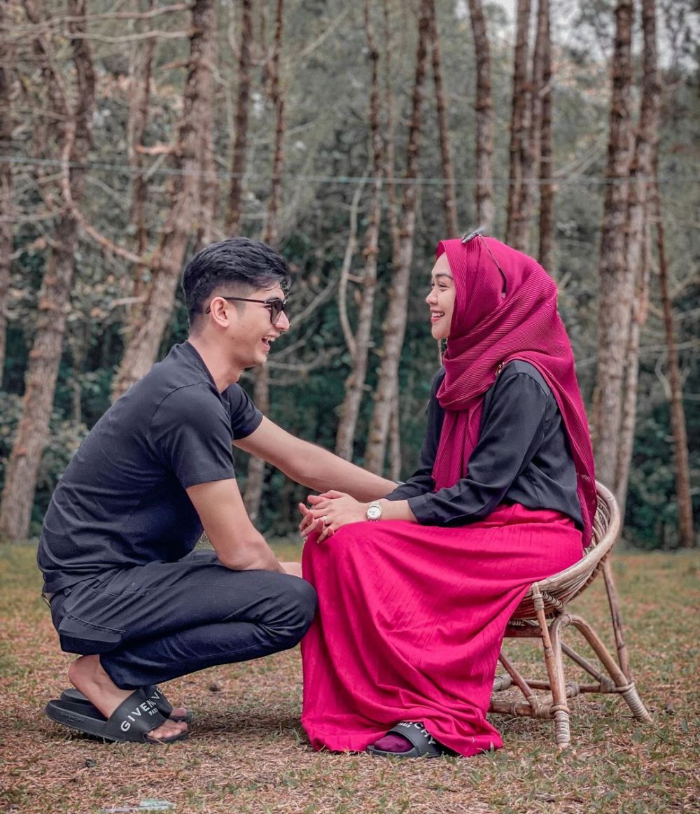 7 Fakta pernikahan Ria Ricis dan Teuku Ryan, maharnya fantastis