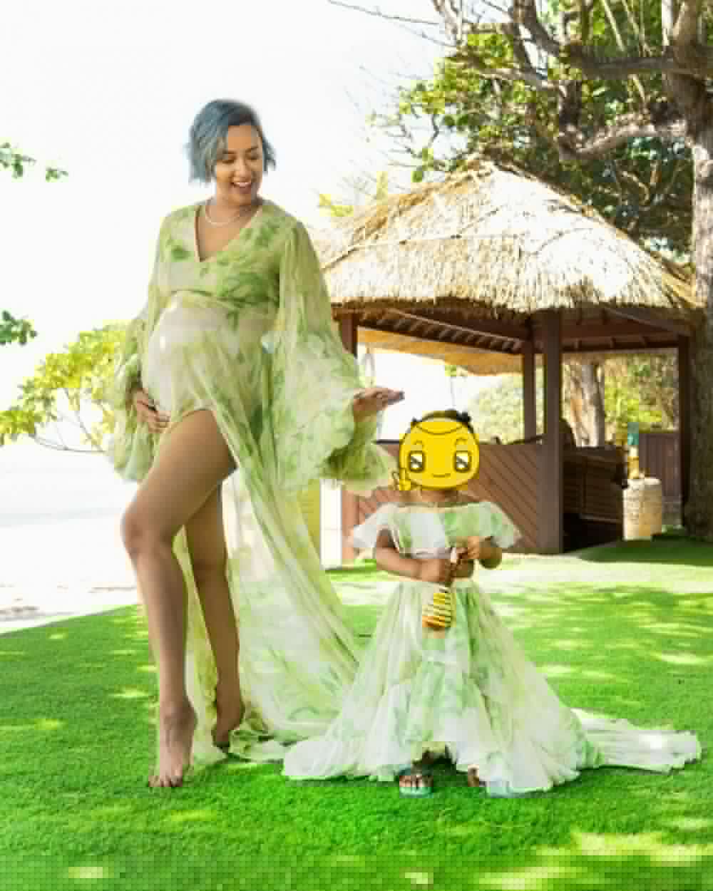 Hamil anak kedua, gaya maternity shoot 11 seleb ini ciamik banget