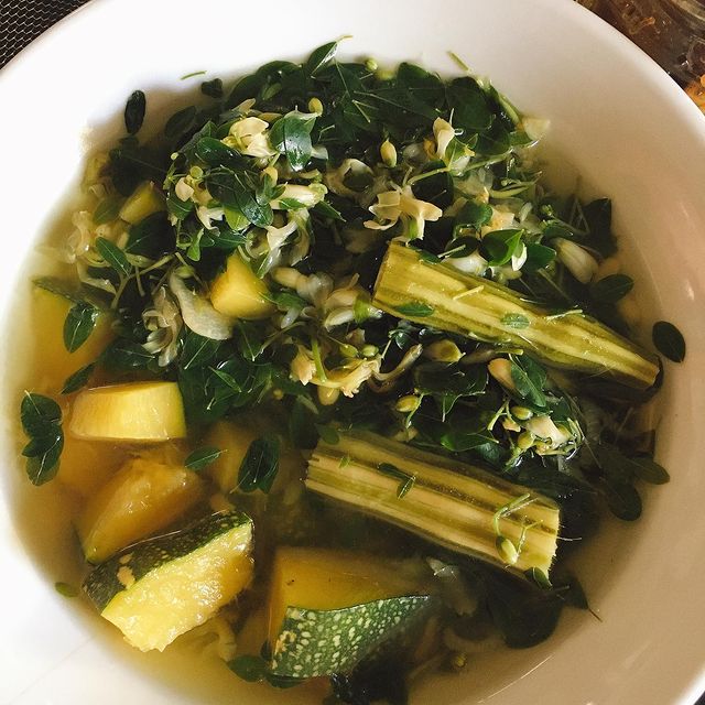 Sederhana tapi sehat, ini 9 masakan rumahan ala Karina Suwandi