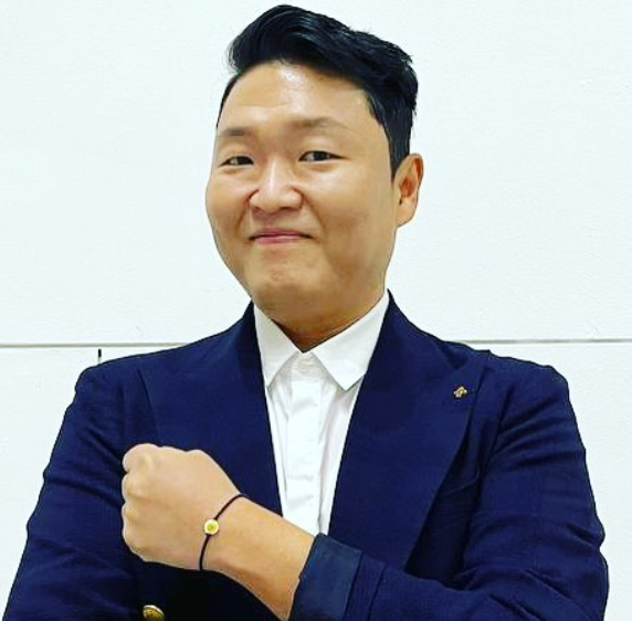 Lama tak terdengar, ini 9 potret PSY 'Gangnam Style' yang makin keren
