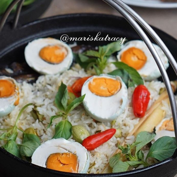 23 Cara membuat nasi liwet rice cooker, gurih dan sedap