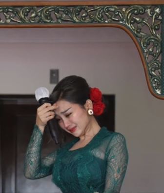 9 Momen Cupi Cupita dilamar Bintang Bagus, ekspresinya tak biasa