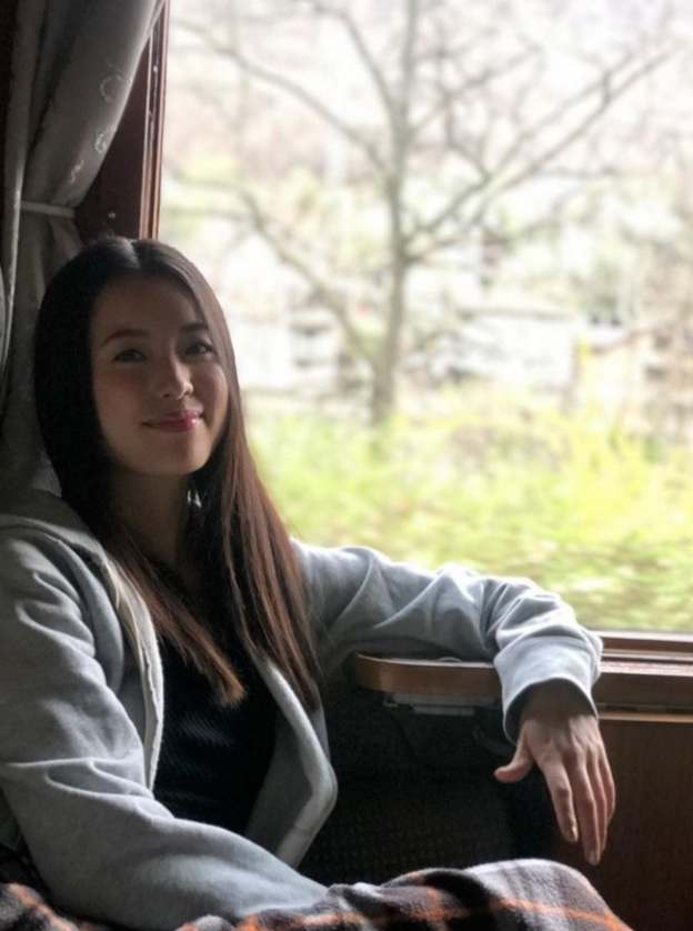 9 Fakta Han Hyo-joo pemain Happiness, aktingnya apik di drama AS