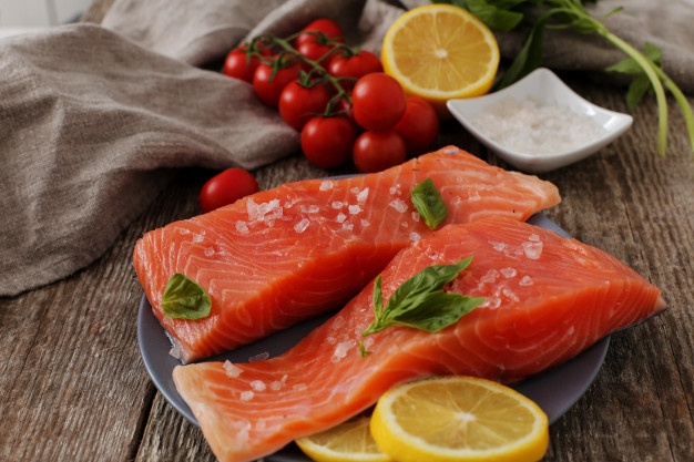Sering dihindari, 9 makanan berlemak ini baik dikonsumsi saat diet
