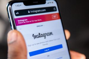Berantas akun bot, Instagram minta user verifikasi lewat video selfie