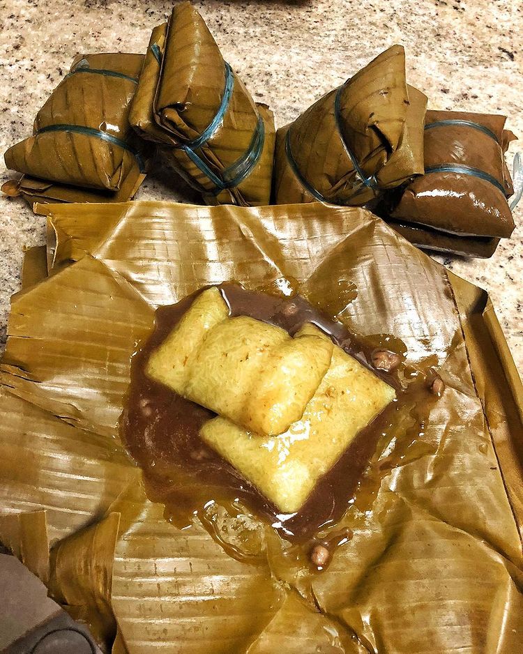 Selain Indonesia, hidangan khas 9 negara ini dibungkus daun pisang