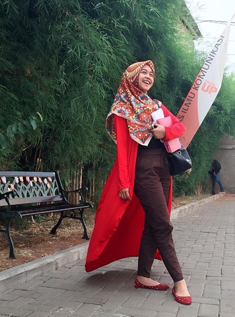 Modis namun tetap santun, ini 9 cara mix and match outfit Ria Ricis