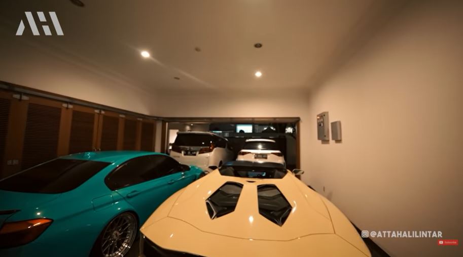 11 Potret rumah baru Lesty dan Rizky Billar, penuh dengan supercar