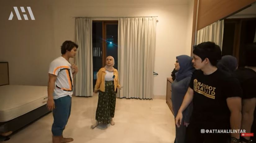 11 Potret rumah baru Lesty dan Rizky Billar, penuh dengan supercar