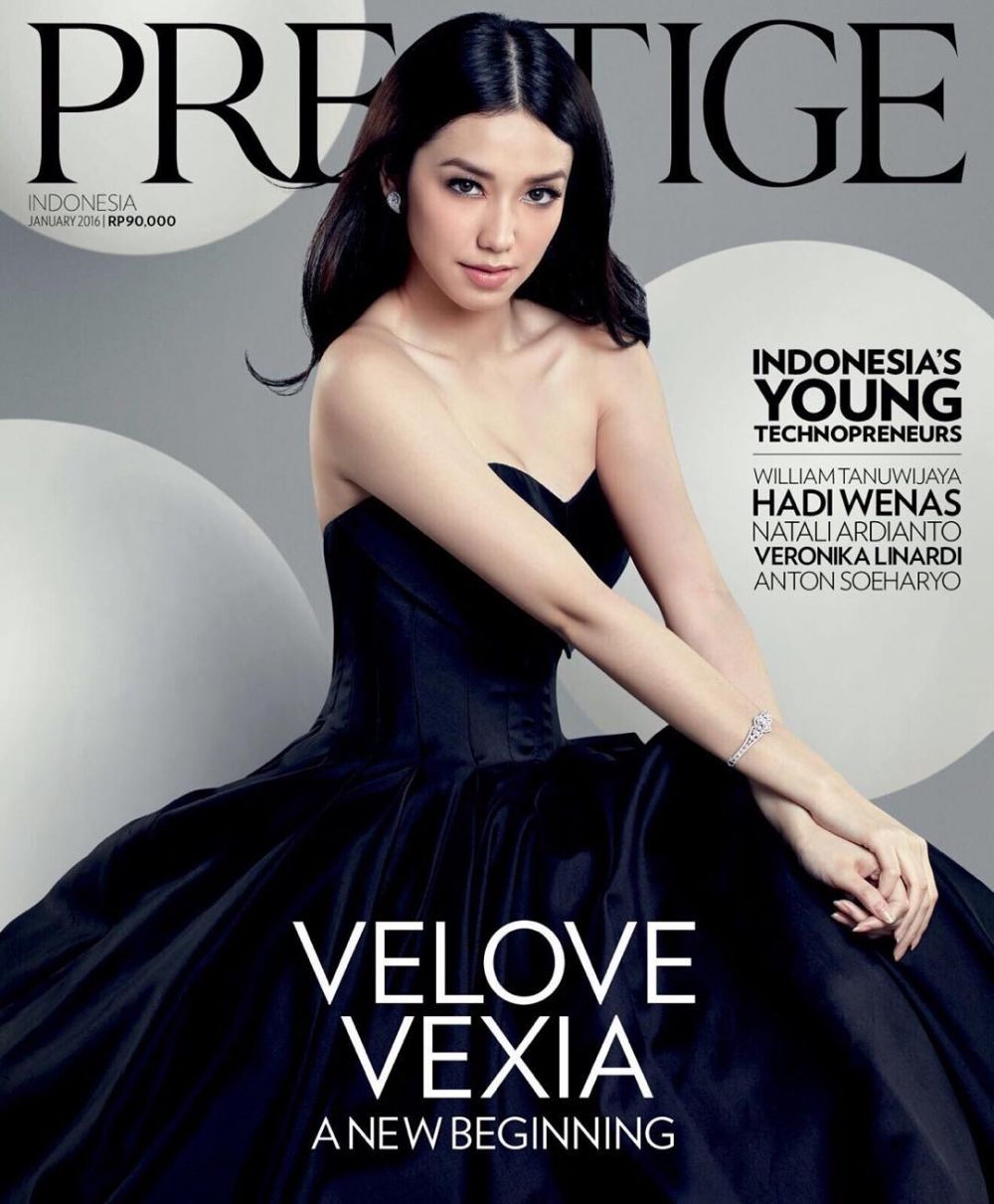 11 Gaya Velove Vexia jadi covergirl majalah, photogenic sejak remaja