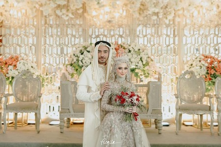Pernikahan mewah 9 artis berujung perceraian, Reza DA bertahan 5 bulan