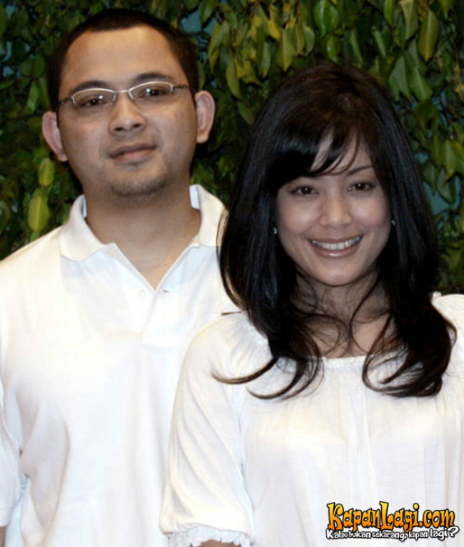 Pernikahan mewah 9 artis berujung perceraian, Reza DA bertahan 5 bulan