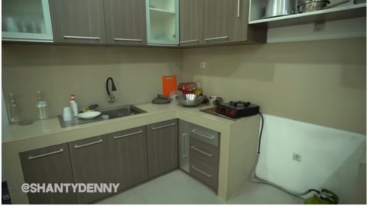 9 Potret rumah Marshel Widianto, diperuntukan sebagai tempat belajar