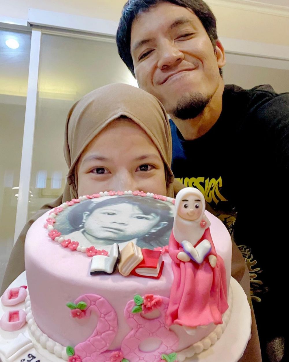 Rayakan ultah ke-28, potret kue tart Natasha Rizky bikin salah fokus